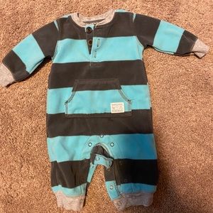 Super cute fleece romper.